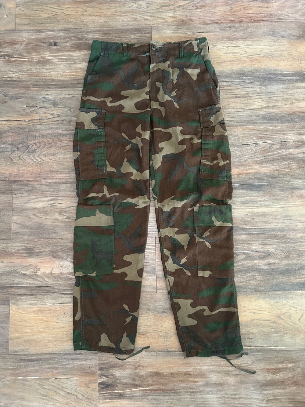 Vintage 80s US Army Woolland Camo Cargo Pants Medium